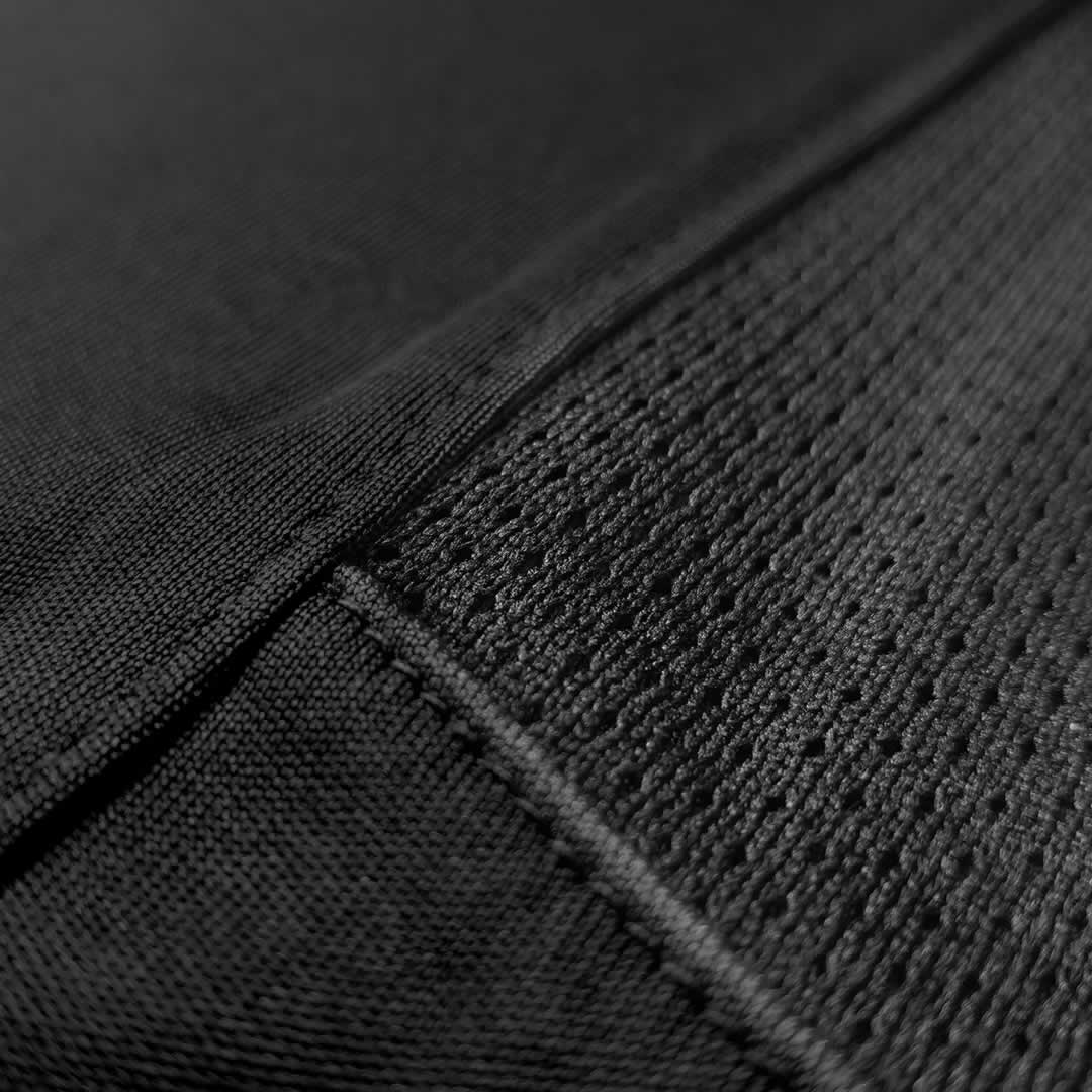 Barber Strong - The Barber Polo Black