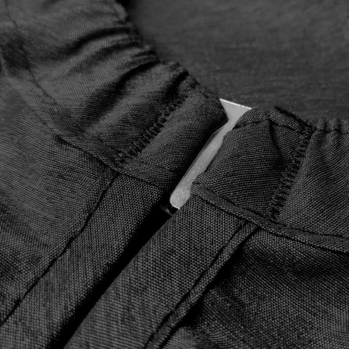 barberstrong-barber-strong-the-barber-cape-black-w-white-pinstripe/146_87-Image_1