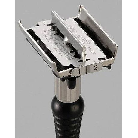 f1-25-904-feather-adjustable-double-edge-razor-handle/811_708-Image_2